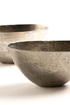 Bowl Decorativo Metálico con Acabado Plateado