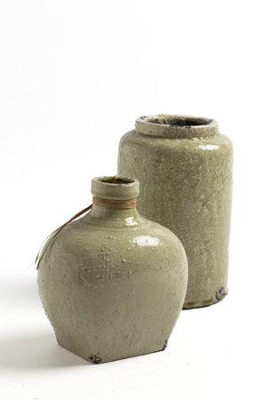 Jarrón cerámico artesanal verde craquelado